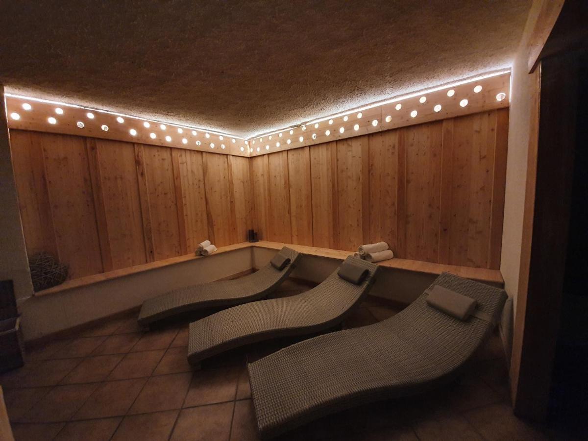 Hotel Pezzotti Pellizzano Dış mekan fotoğraf