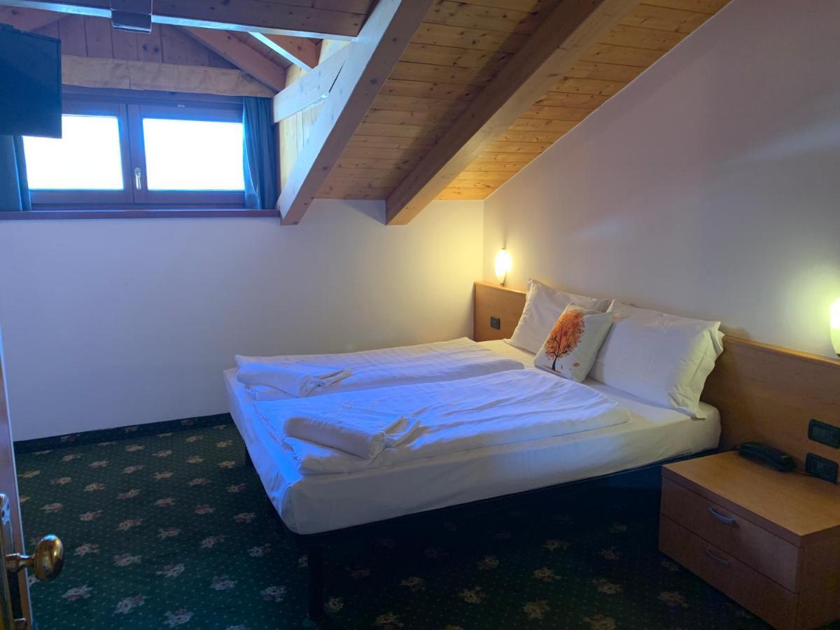 Hotel Pezzotti Pellizzano Dış mekan fotoğraf