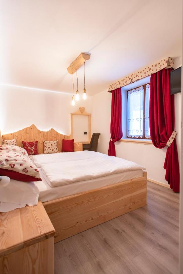 Hotel Pezzotti Pellizzano Dış mekan fotoğraf